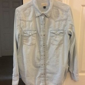 Light blue snap jean shirt
